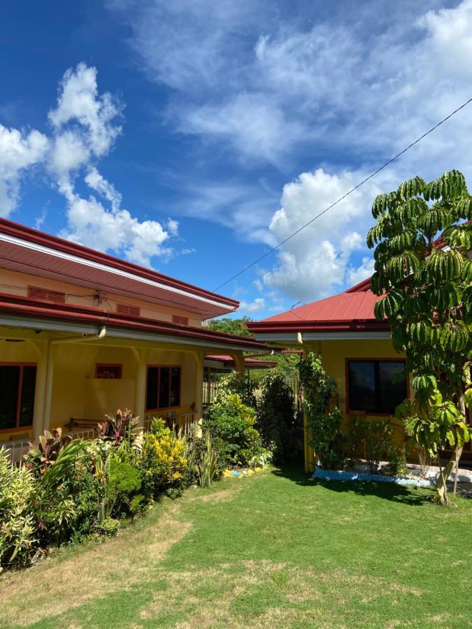 Uptown Guesthouse Siquijor Dış mekan fotoğraf