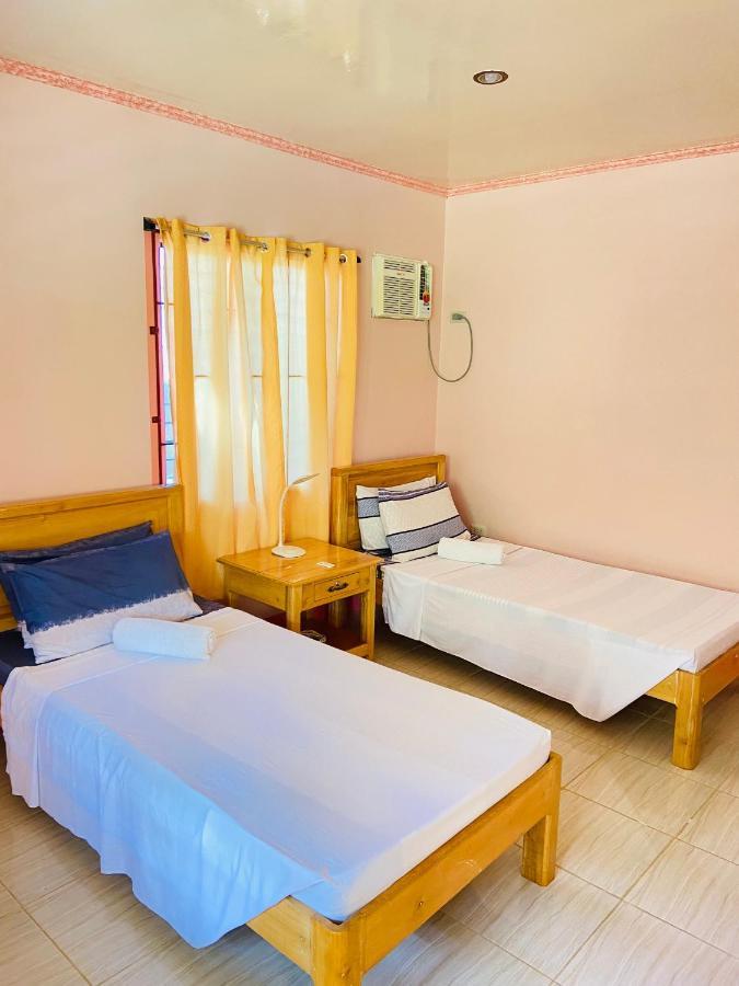 Uptown Guesthouse Siquijor Dış mekan fotoğraf