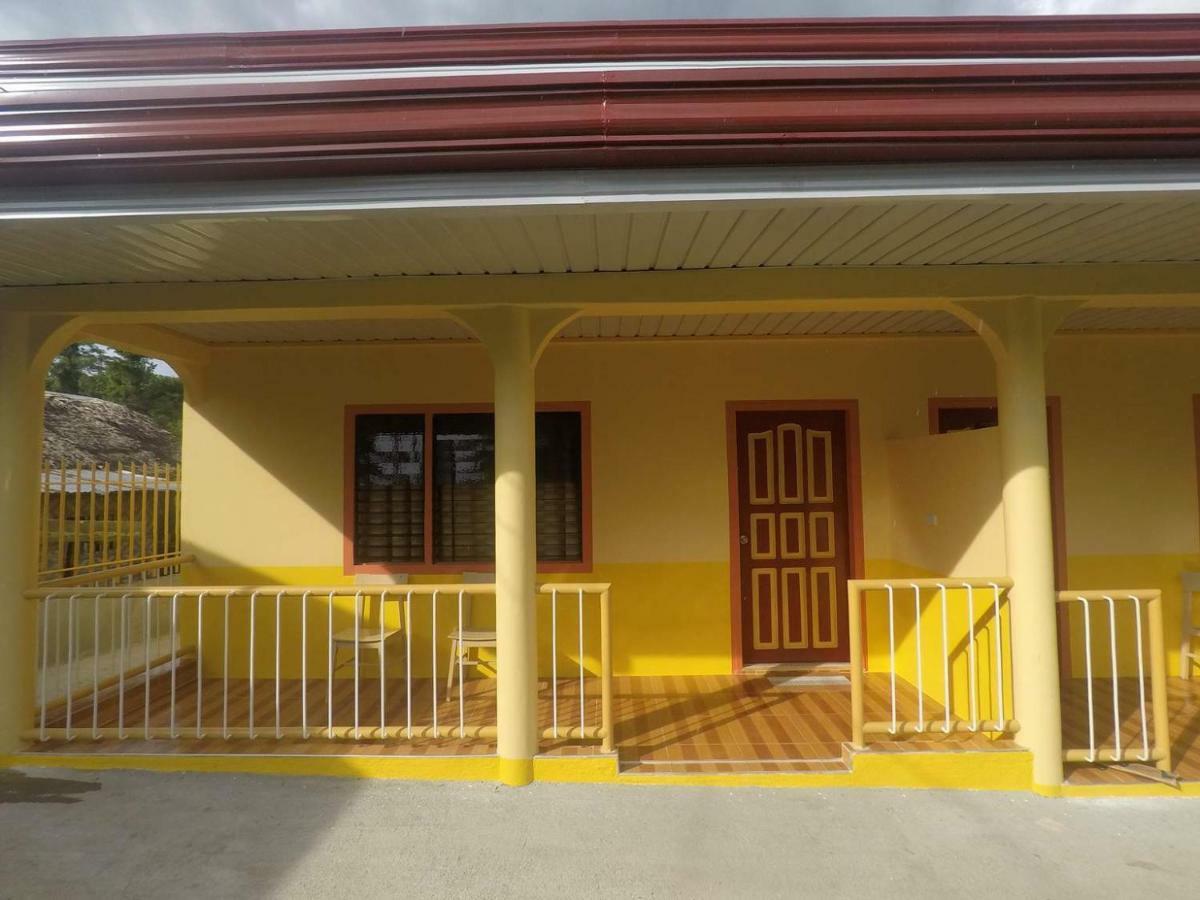 Uptown Guesthouse Siquijor Dış mekan fotoğraf