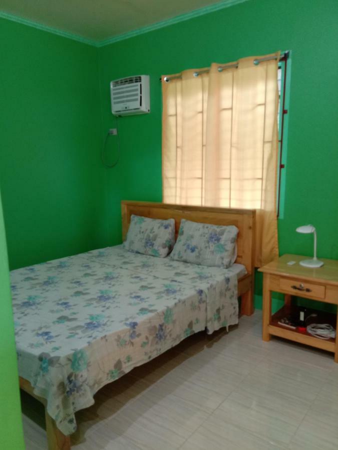 Uptown Guesthouse Siquijor Dış mekan fotoğraf