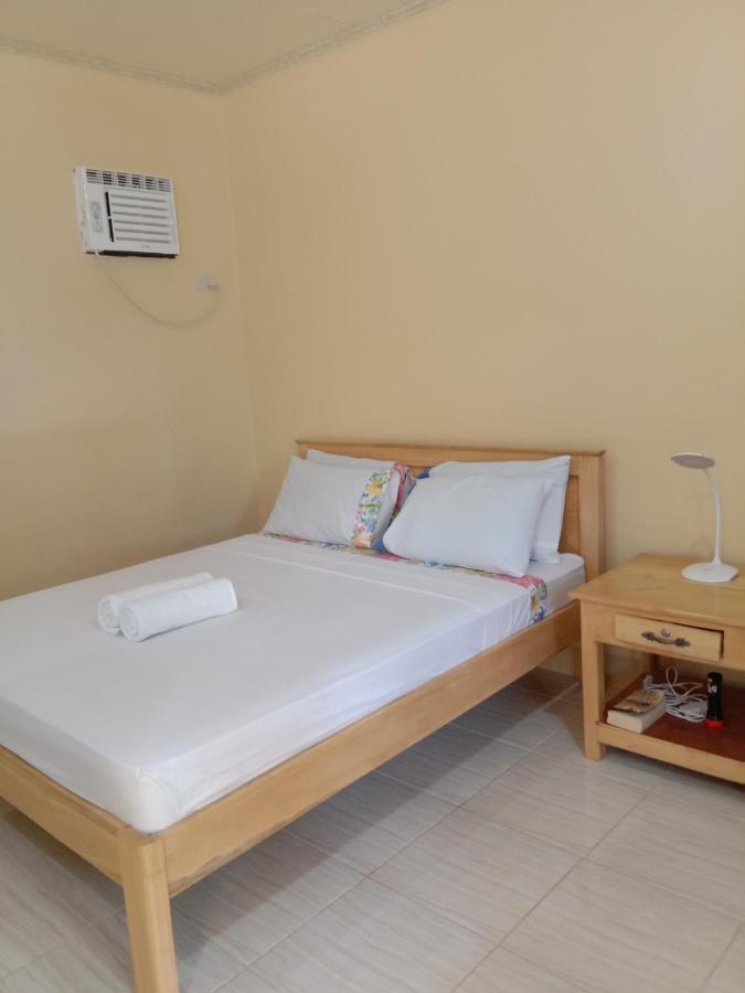 Uptown Guesthouse Siquijor Dış mekan fotoğraf